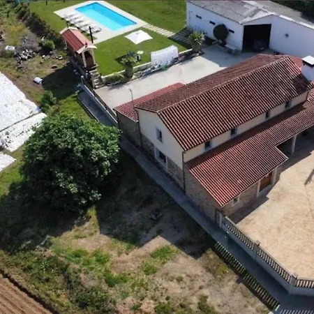 بيت للعطل Casa Os Lindeiros Arzúa